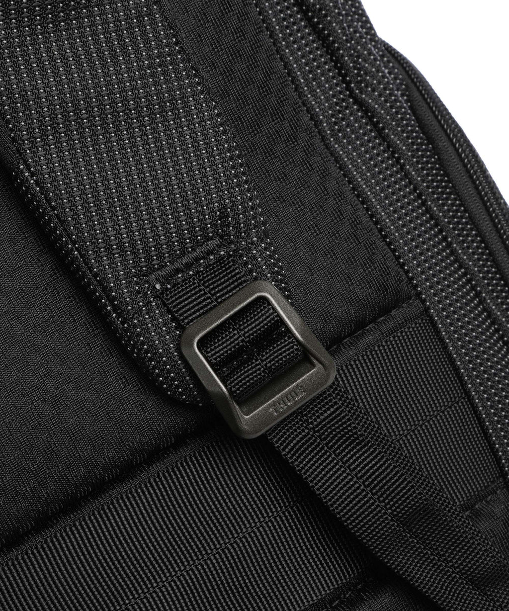 Thule Crossover 2.0 30 Laptop backpack black