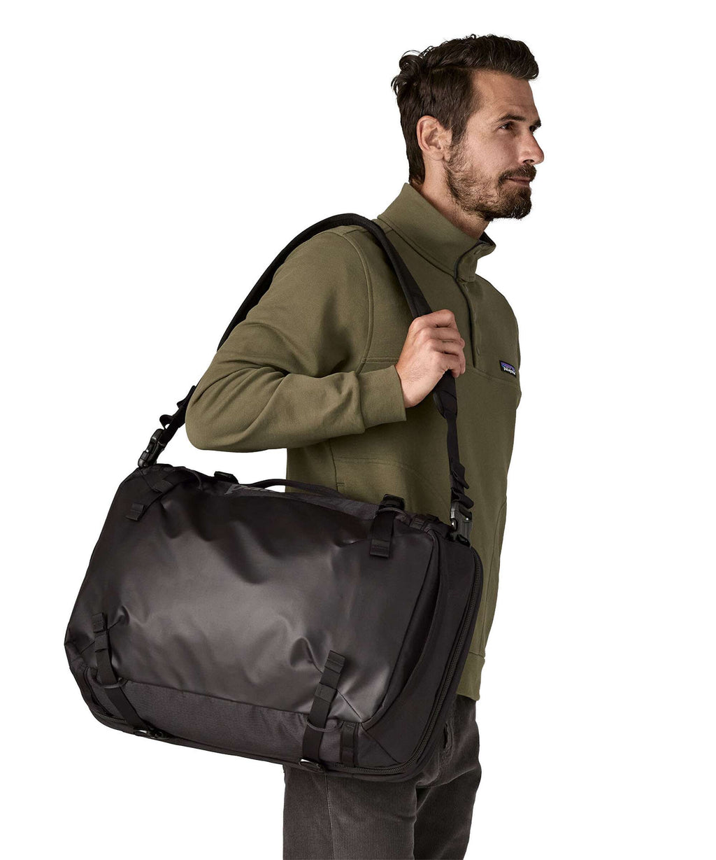 Patagonia Black Hole MLC Travel backpack black w/black