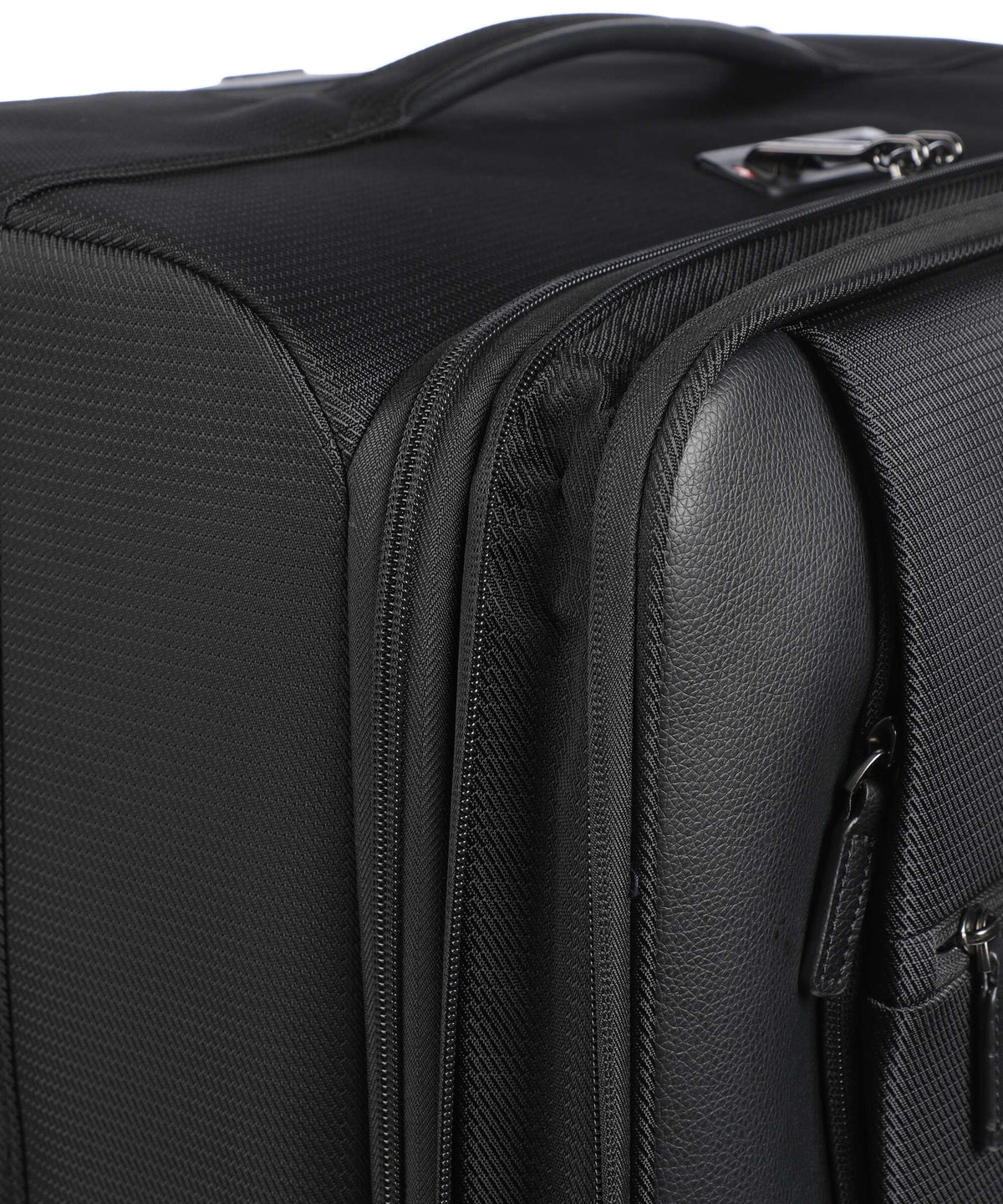 Delsey Paris Montmartre Air 3.0 Spinner (4 wheels) black
