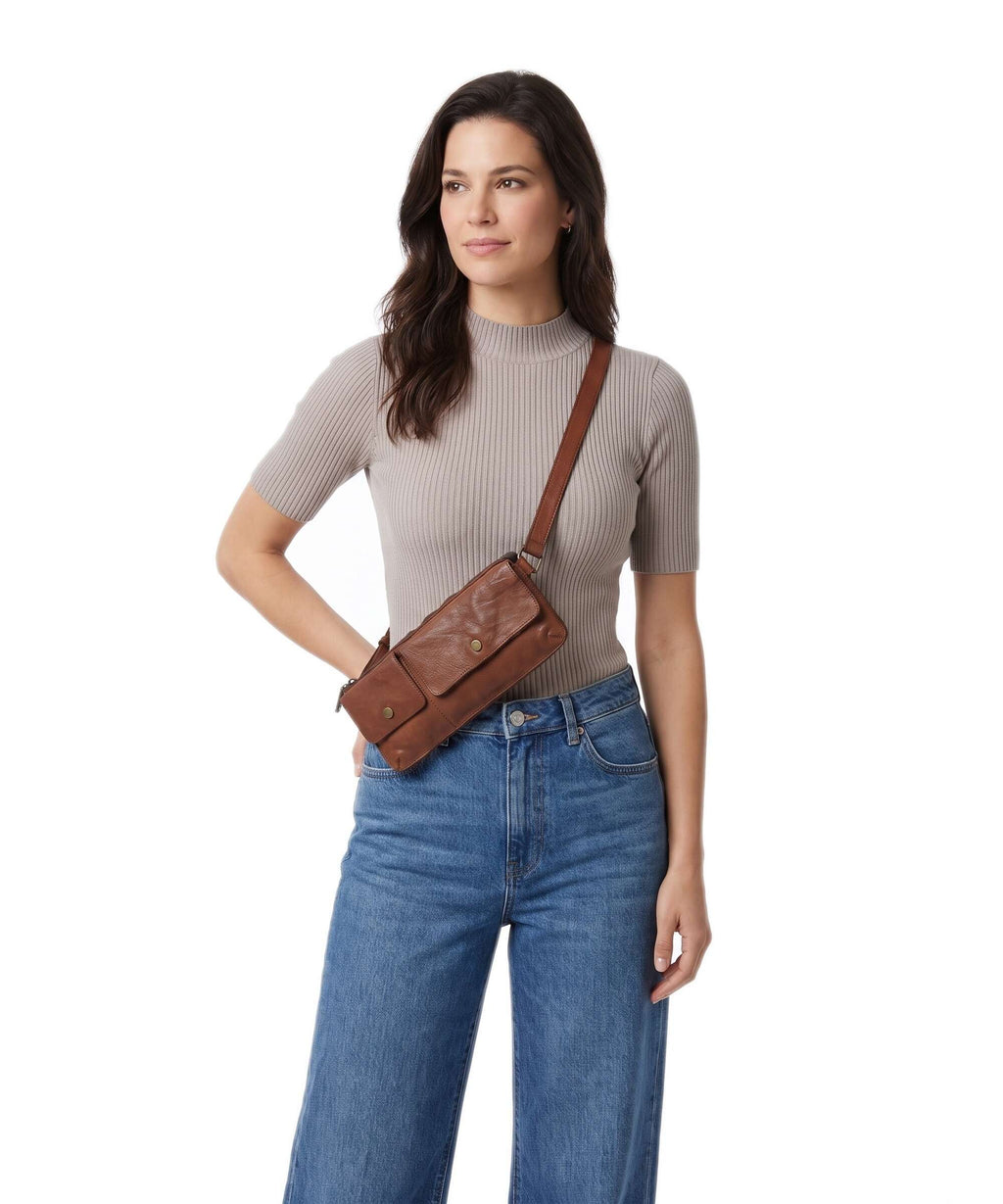 Harold's Submarine Belt bag cognac