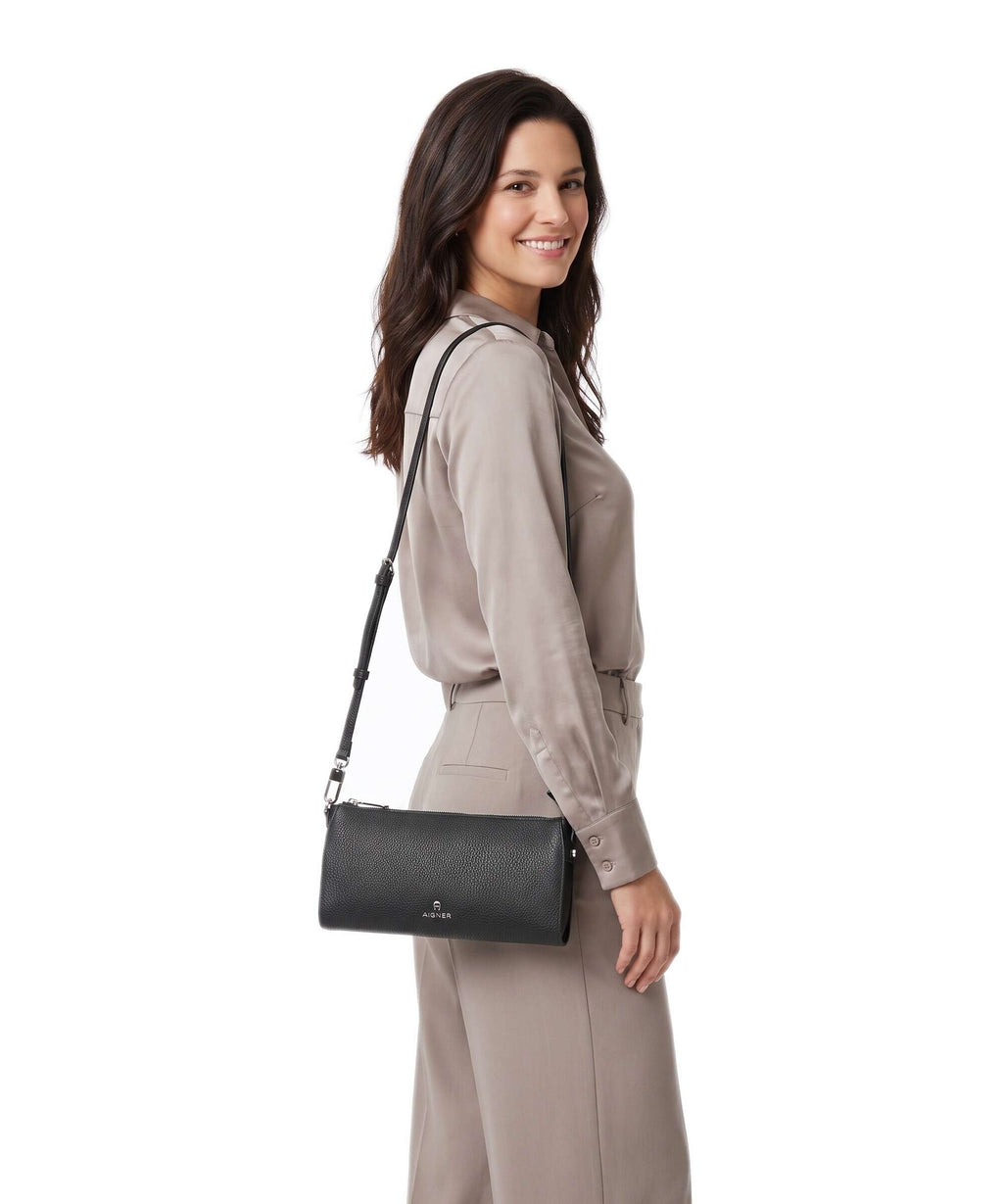 Aigner Ivy S Shoulder bag black