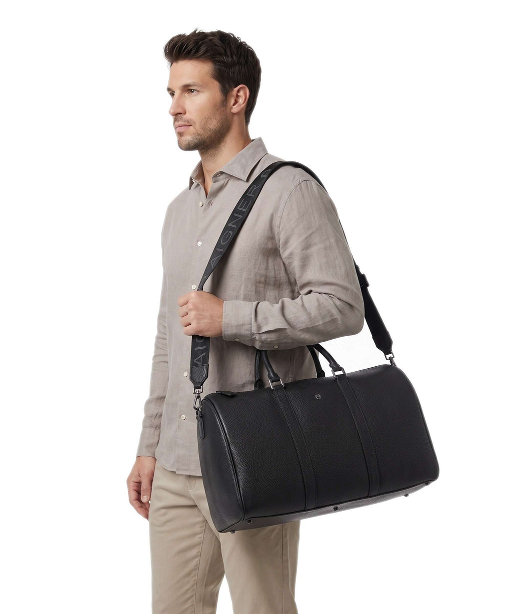 Aigner Diego M Weekend bag black