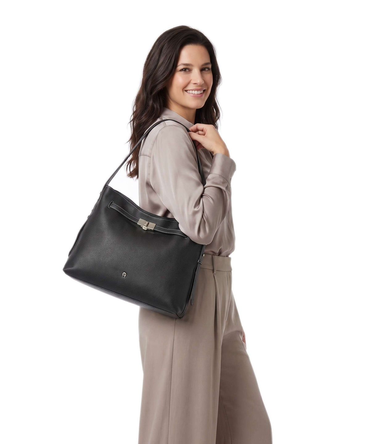Aigner Farah M Hobo bag black