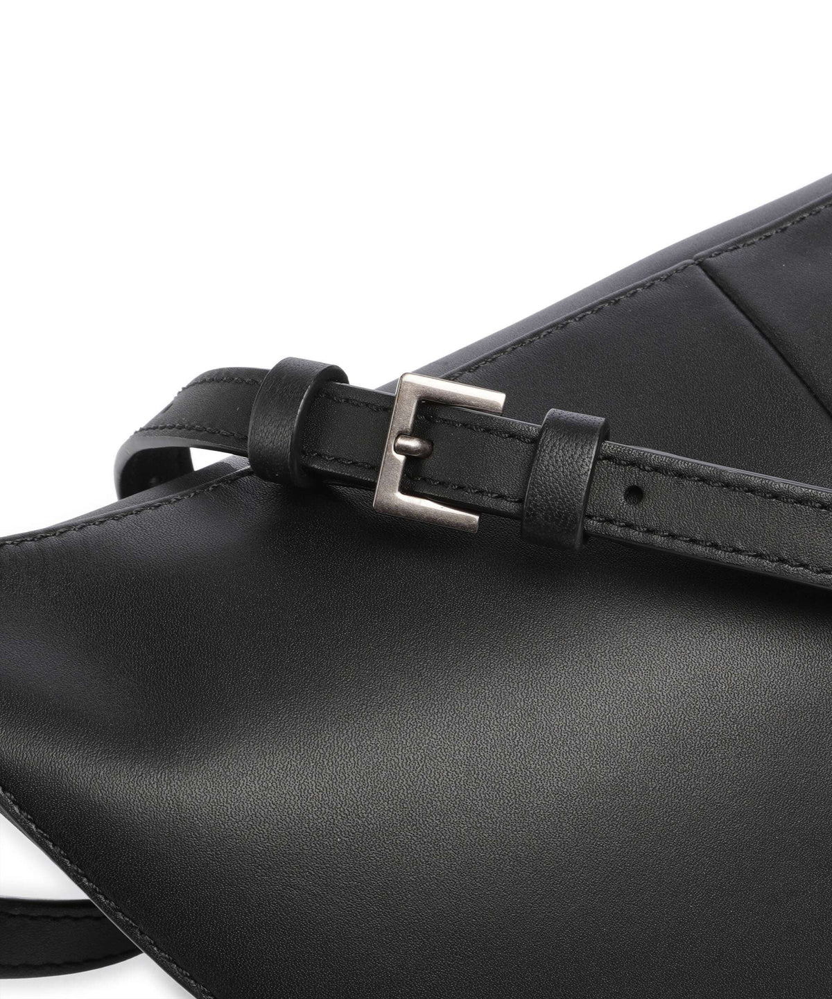 Liebeskind Edda Calf Optic M Belt bag black