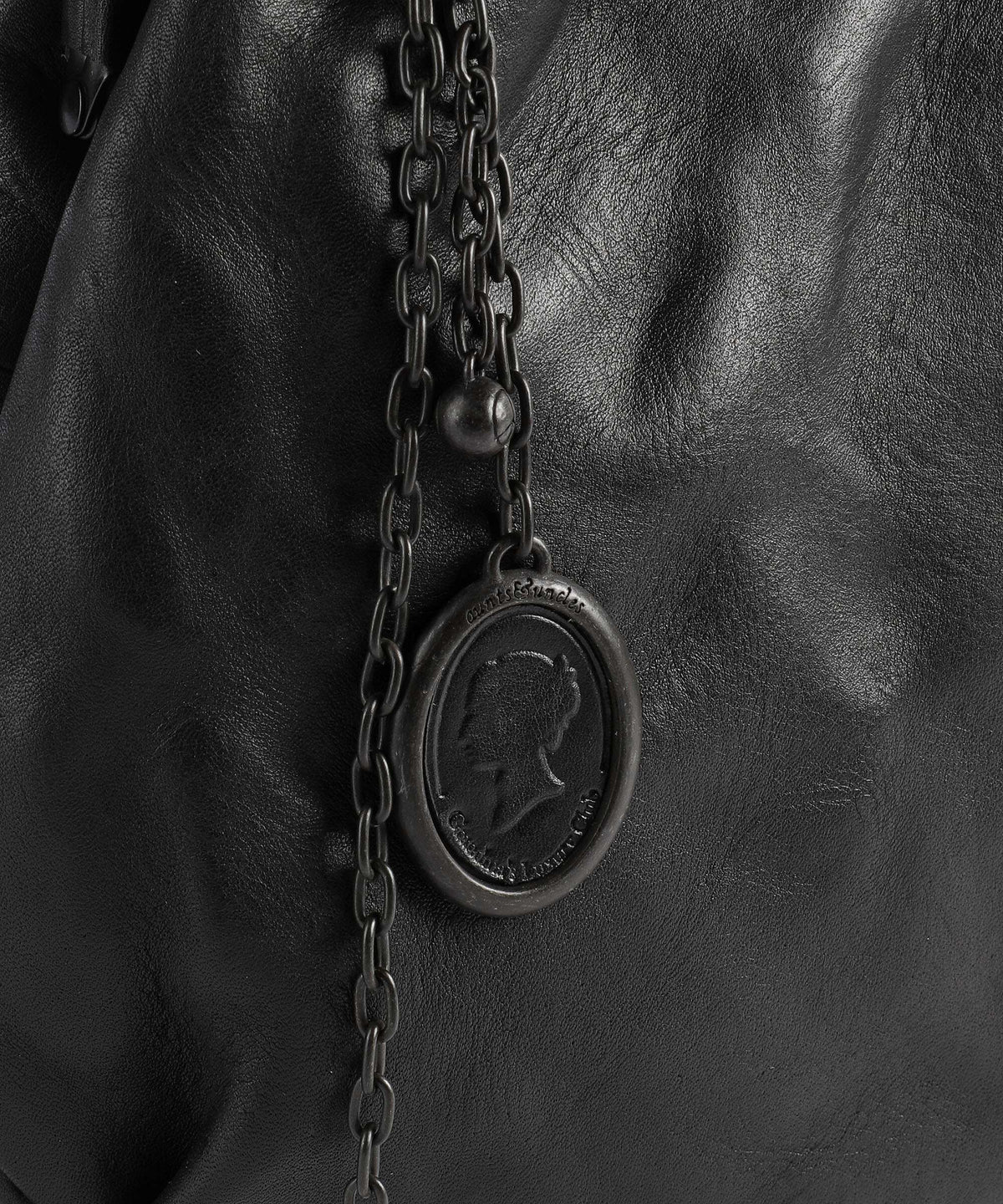 Aunts & Uncles Grandma's Luxury Club Mrs. Fortune Cookie Crossbody bag black smoke