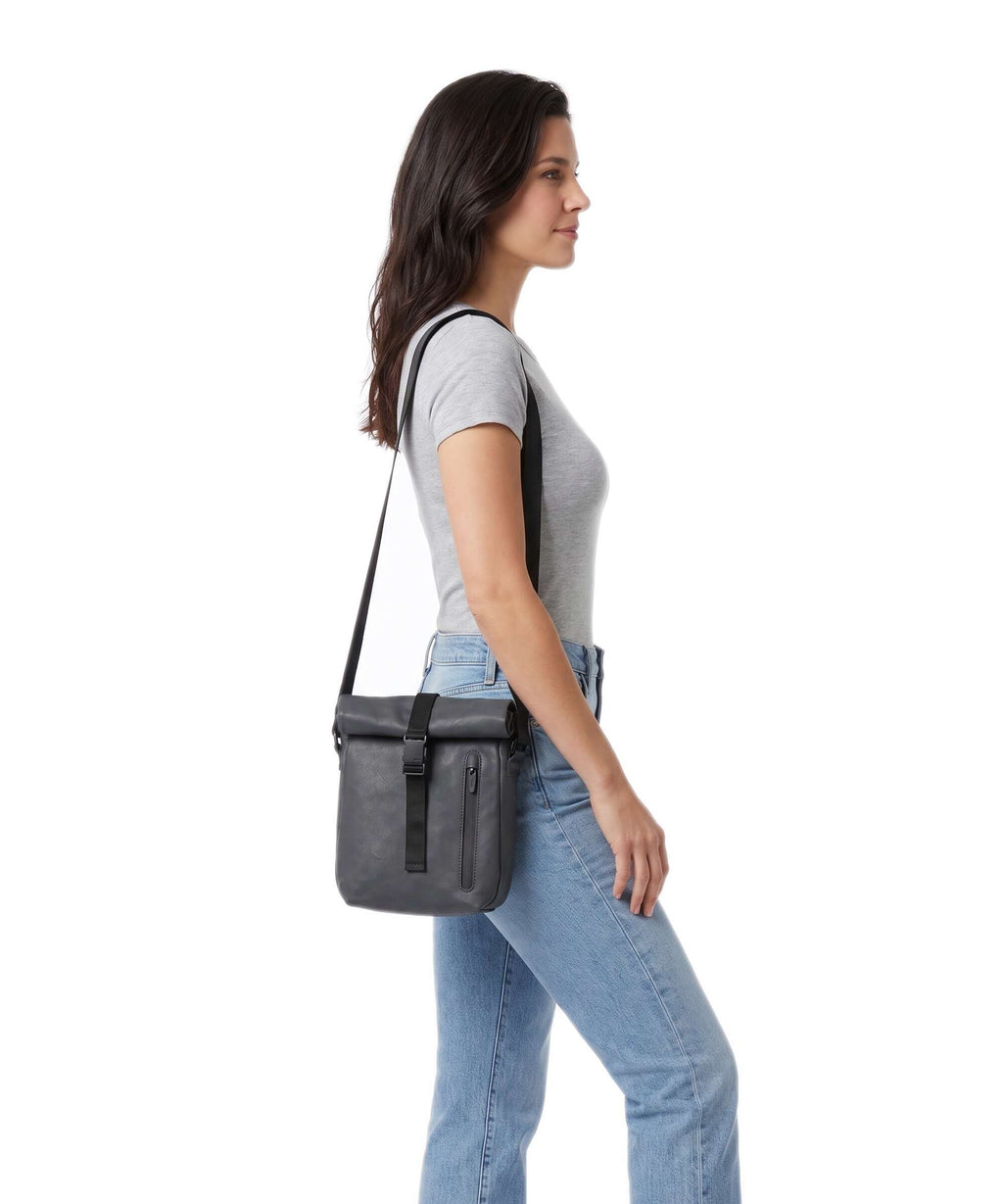 Aunts & Uncles Japan Yodo Crossbody bag volcanic ash