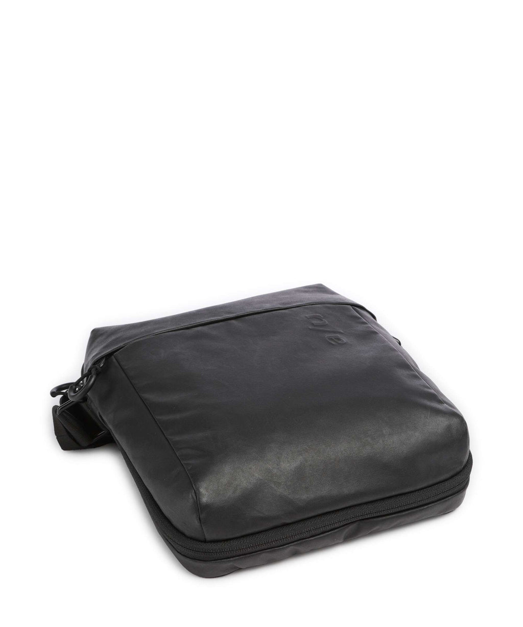 Aunts & Uncles Japan Oyabe Crossbody bag black