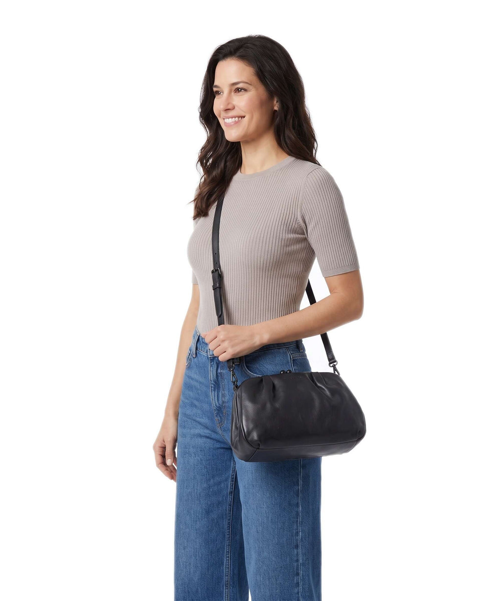 Aunts & Uncles Grandma's Luxury Club Mrs. Frosting Crossbody bag navy blue