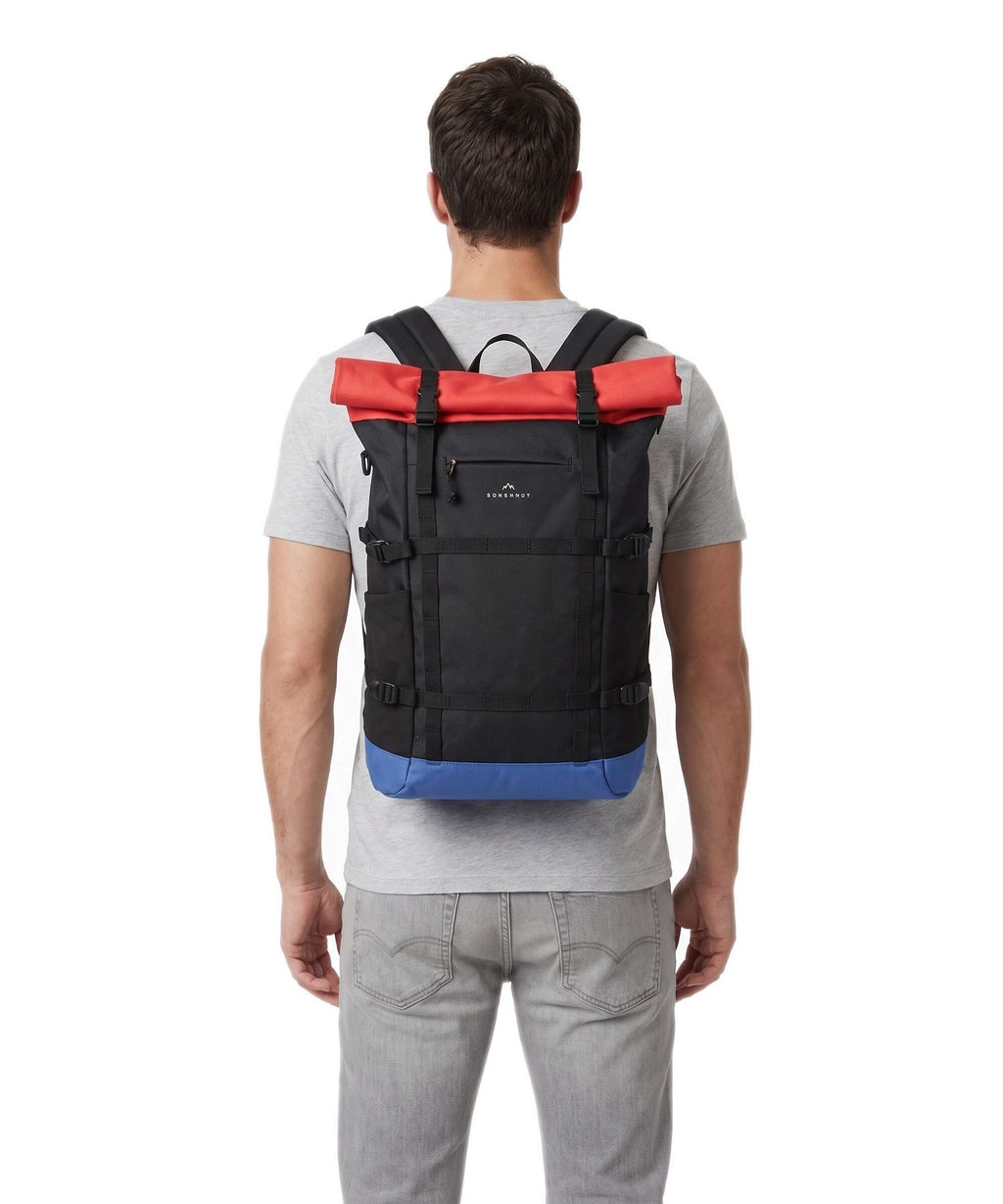Doughnut Reborn Paratrooper Backpack black/grapefruit