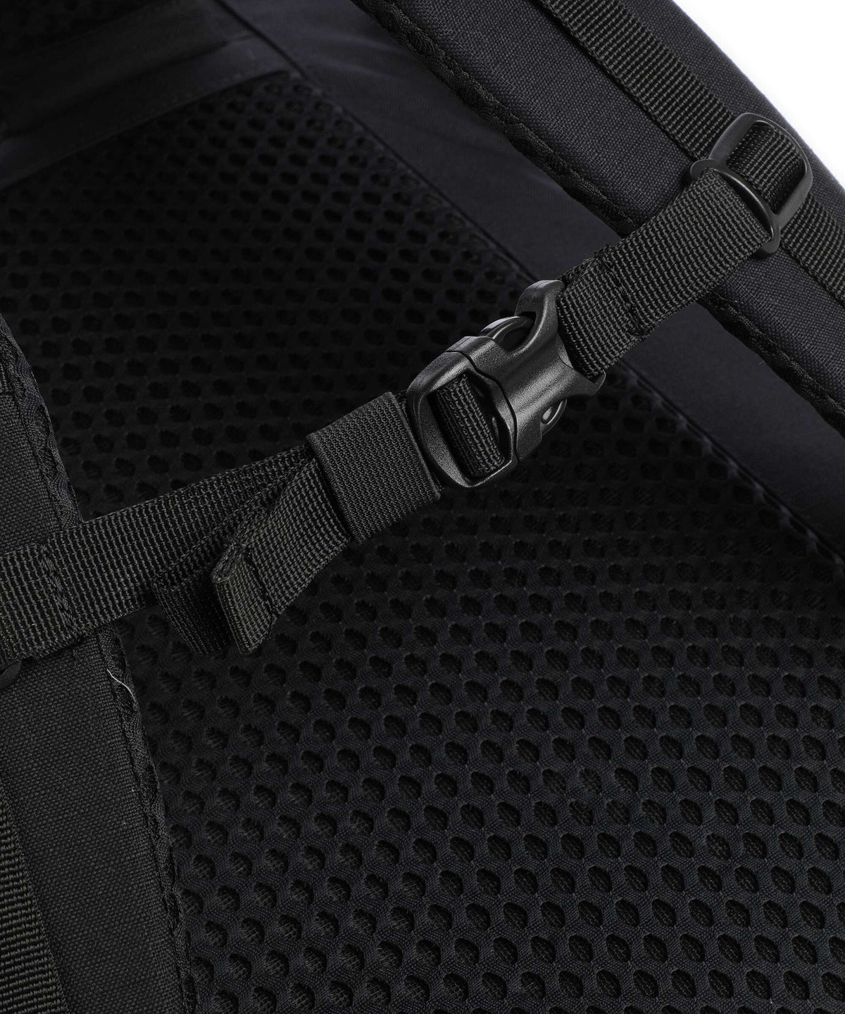 Cabin Zero ADV 32 Travel backpack absolute black