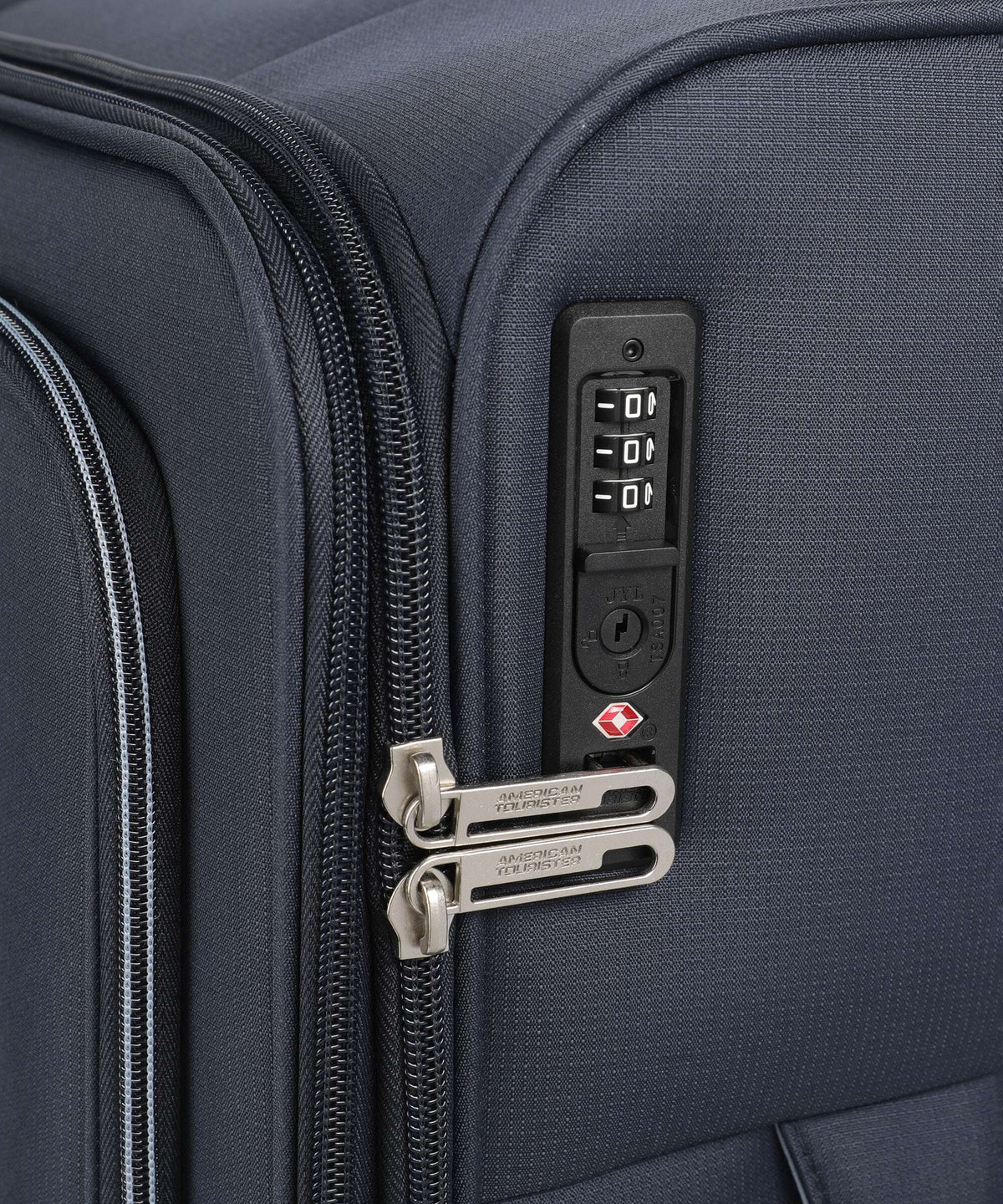 American Tourister Cloudrider M Spinner (4 wheels) sky navy