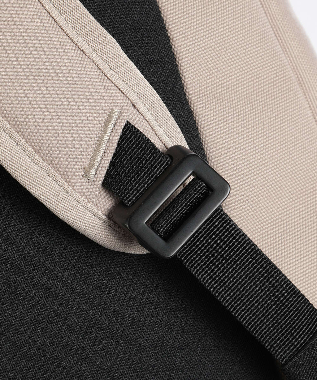 Db Hugger 30 Backpack fogbow beige