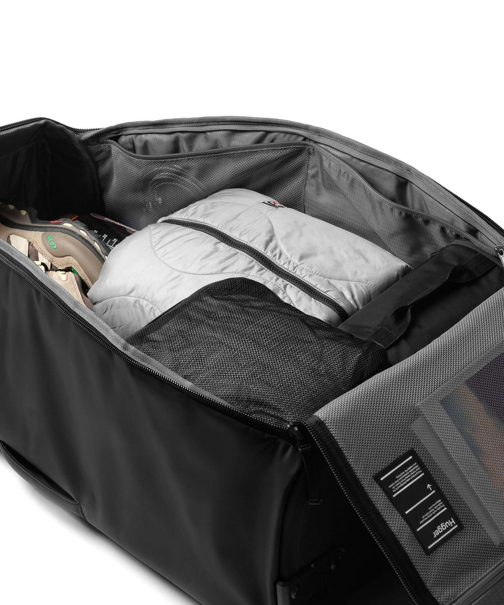 Db Hugger 90 Travel bag with wheels black out