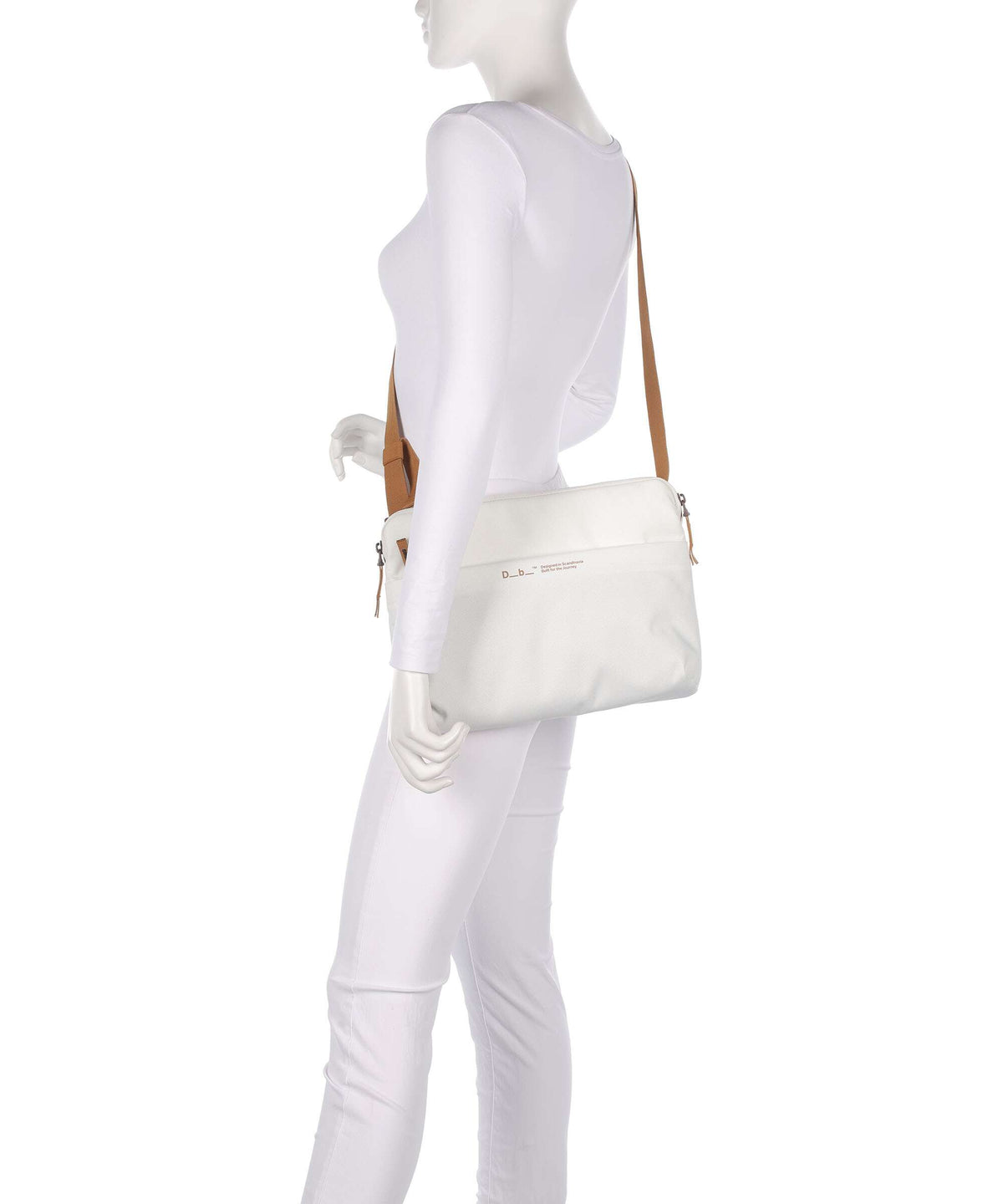 Db Ramverk 14 Laptop bag oatmilk