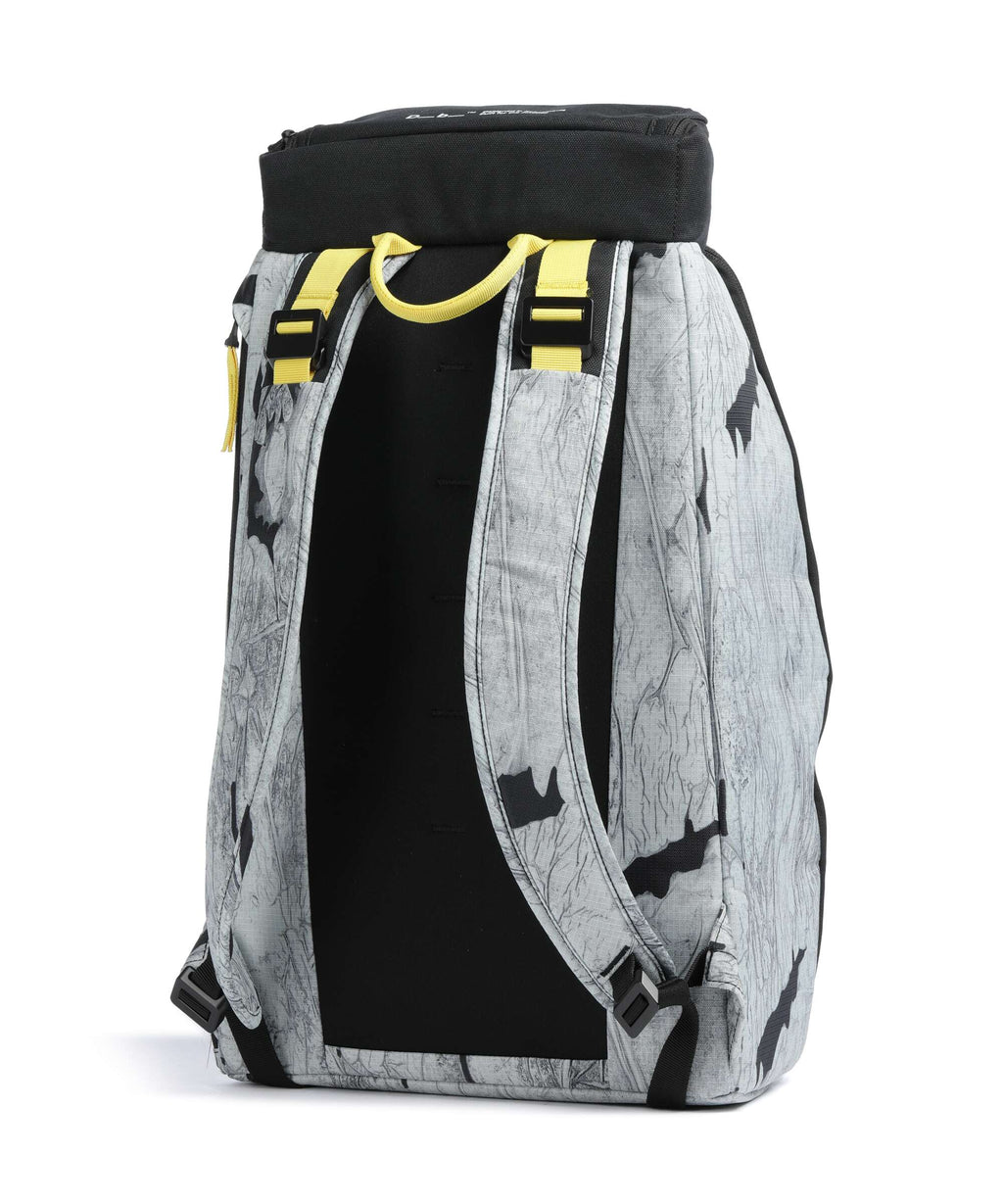 Db Hugger 25 Backpack basalt white