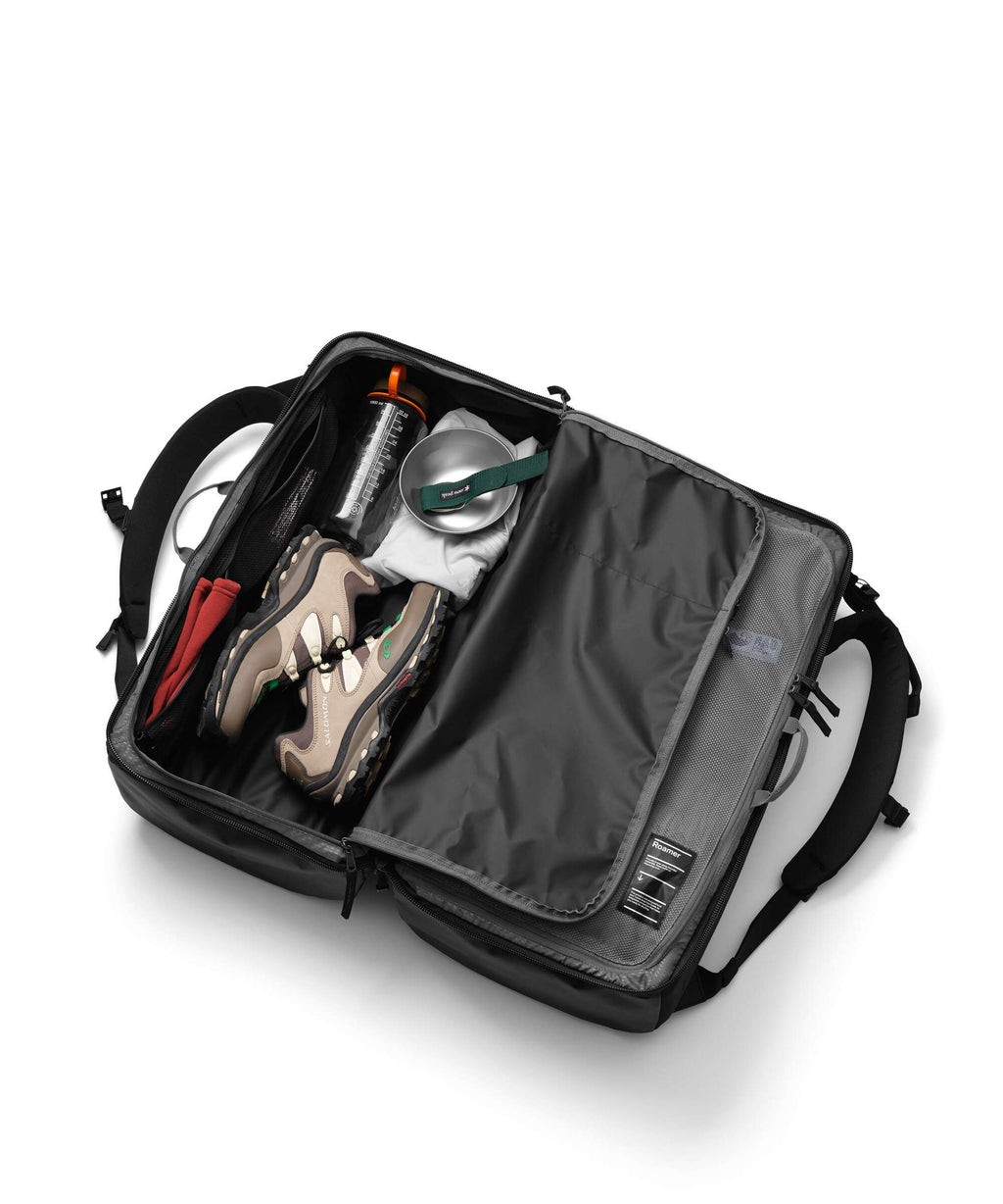 Db Roamer Pro 70 Travel backpack black out