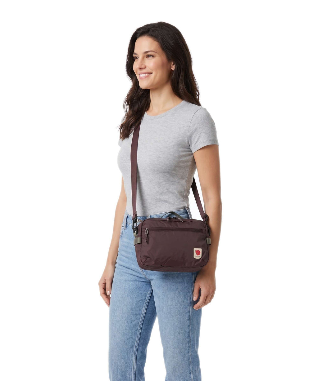 Fjällräven High Coast Crossbody bag blackberry