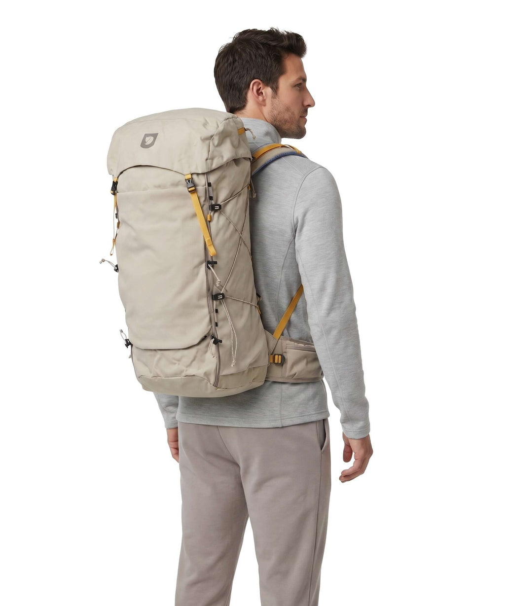 Fjällräven Kajka X-Lätt 45 M/L Trekking backpack fossil