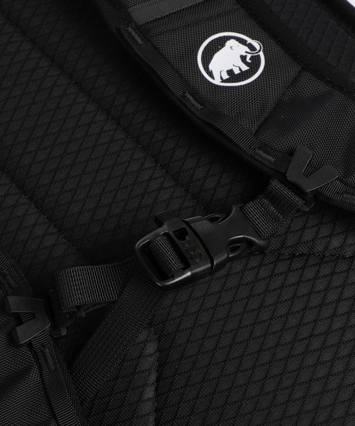 Mammut Nirvana 18 Hiking backpack black