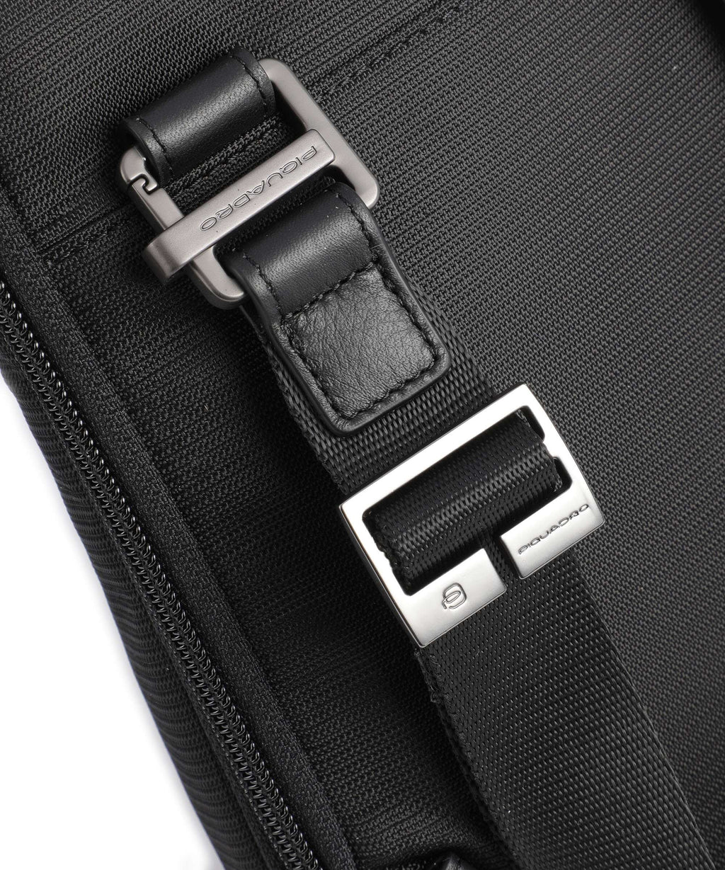 Piquadro Macbeth Crossbody bag black