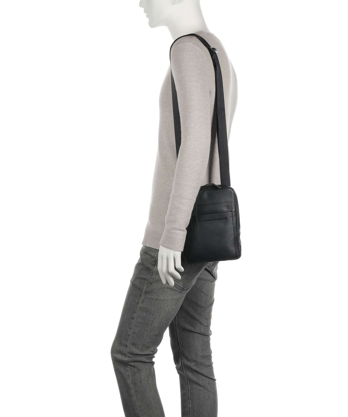 Piquadro Finn Crossbody bag black