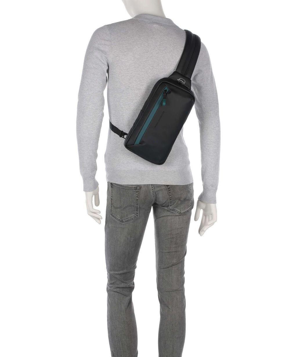 Piquadro C2OW Sling bag nero