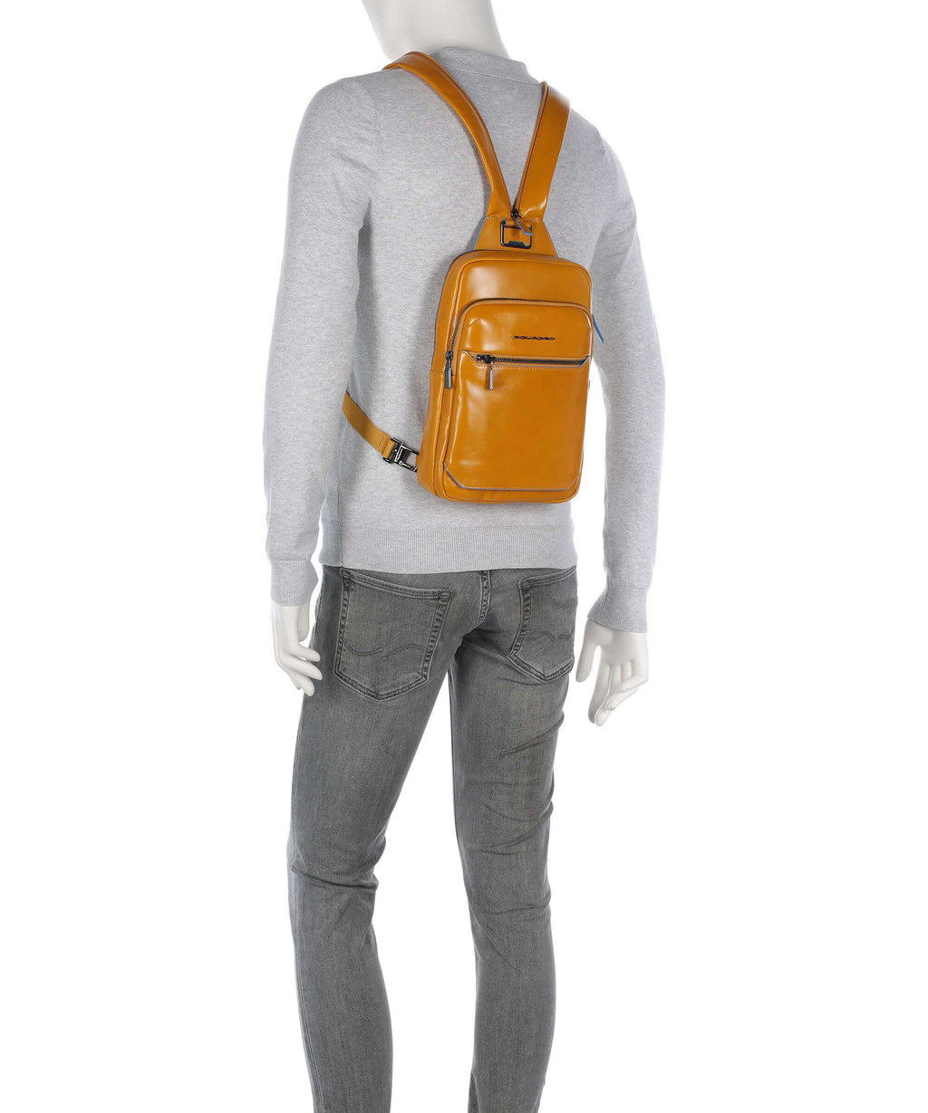 Piquadro Blue Square Sling bag giallo zafferano