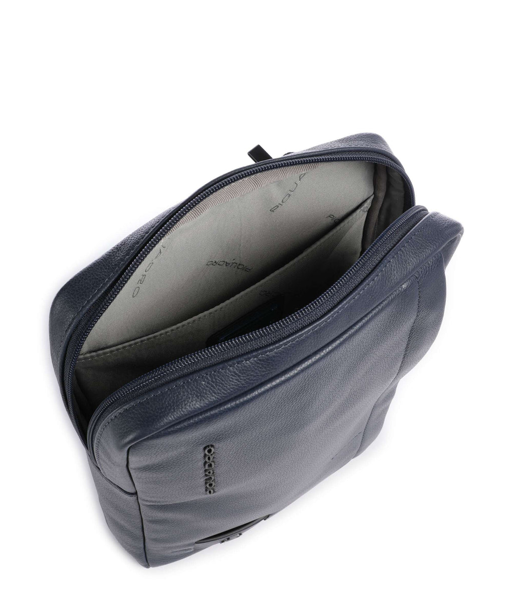 Piquadro W137 Crossbody bag blu