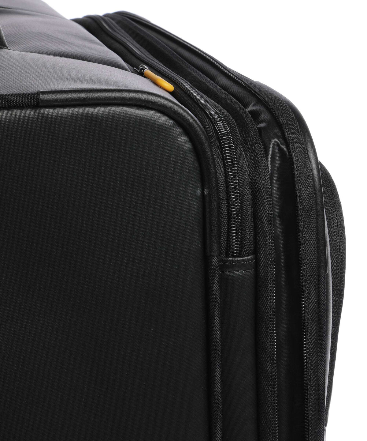 Mandarina Duck Coated Spinner (4 wheels) black