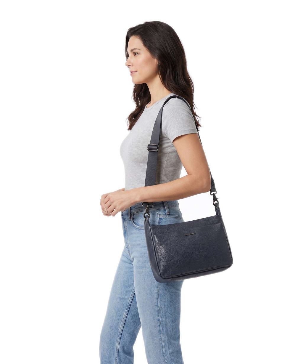 Mandarina Duck Mellow Leather Shoulder bag dress blue