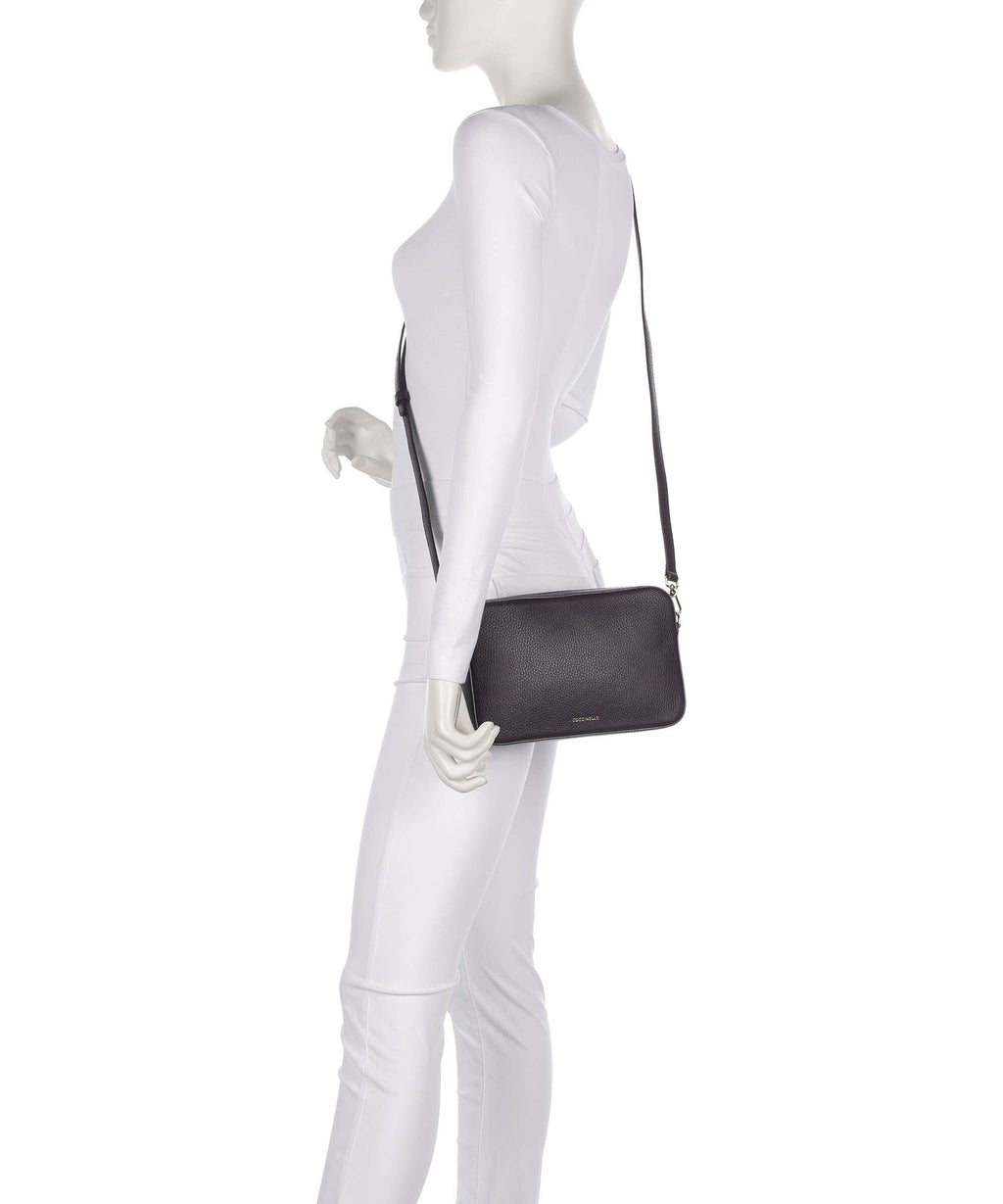 Coccinelle Tebe Shoulder bag prune