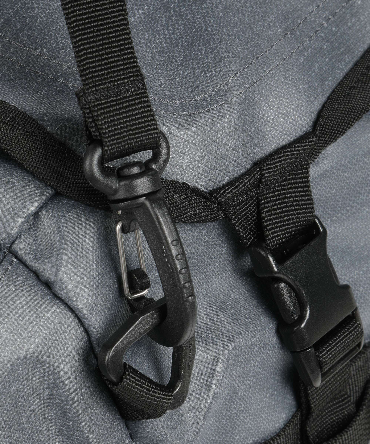 Eagle Creek Cargo Hauler 40 Weekend bag charcoal