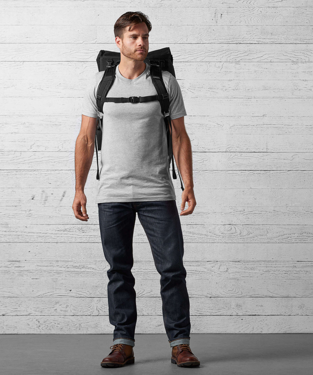 Chrome Barrage Pro Rolltop backpack black/red