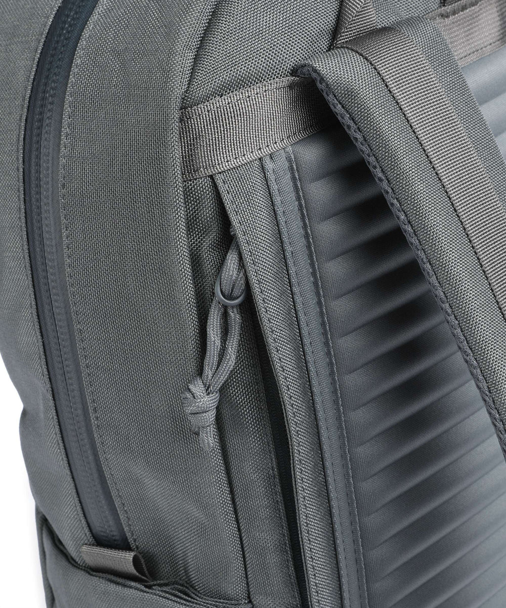 Topo Designs Tech Backpack charcoal