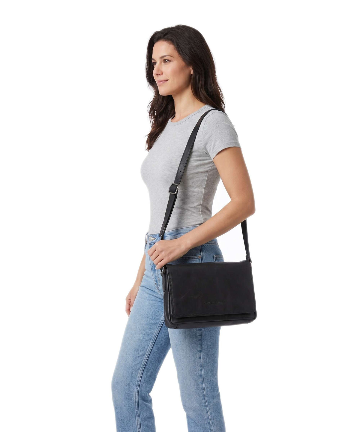The Chesterfield Brand Wax Pull Up Cow Laverton Crossbody bag black
