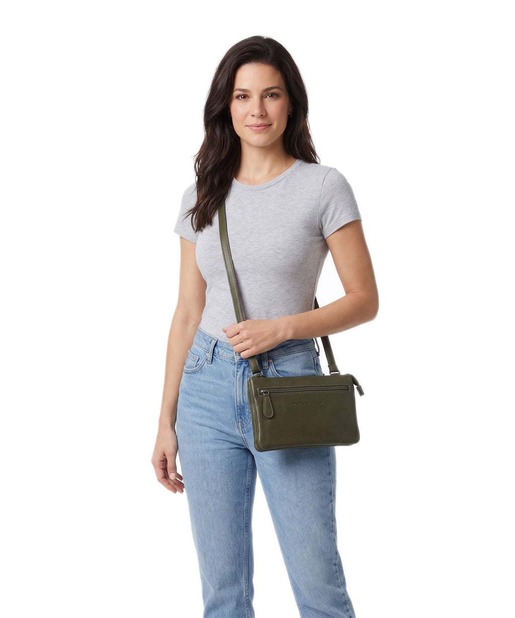 The Chesterfield Brand Serene Brisa Crossbody bag olive green