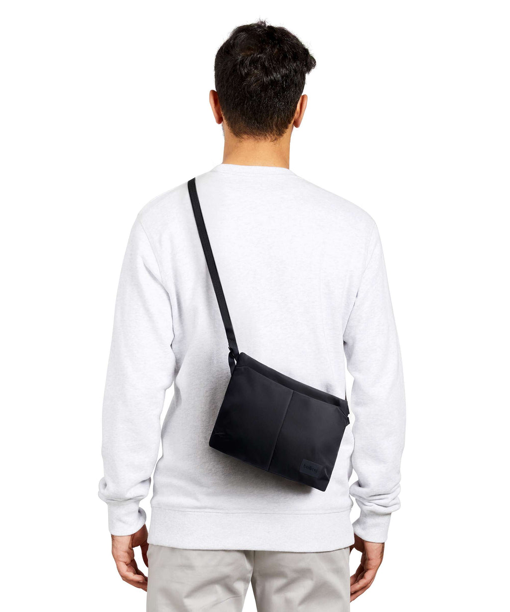 Bellroy Laneway 03. Mai Crossbody bag bluesteel
