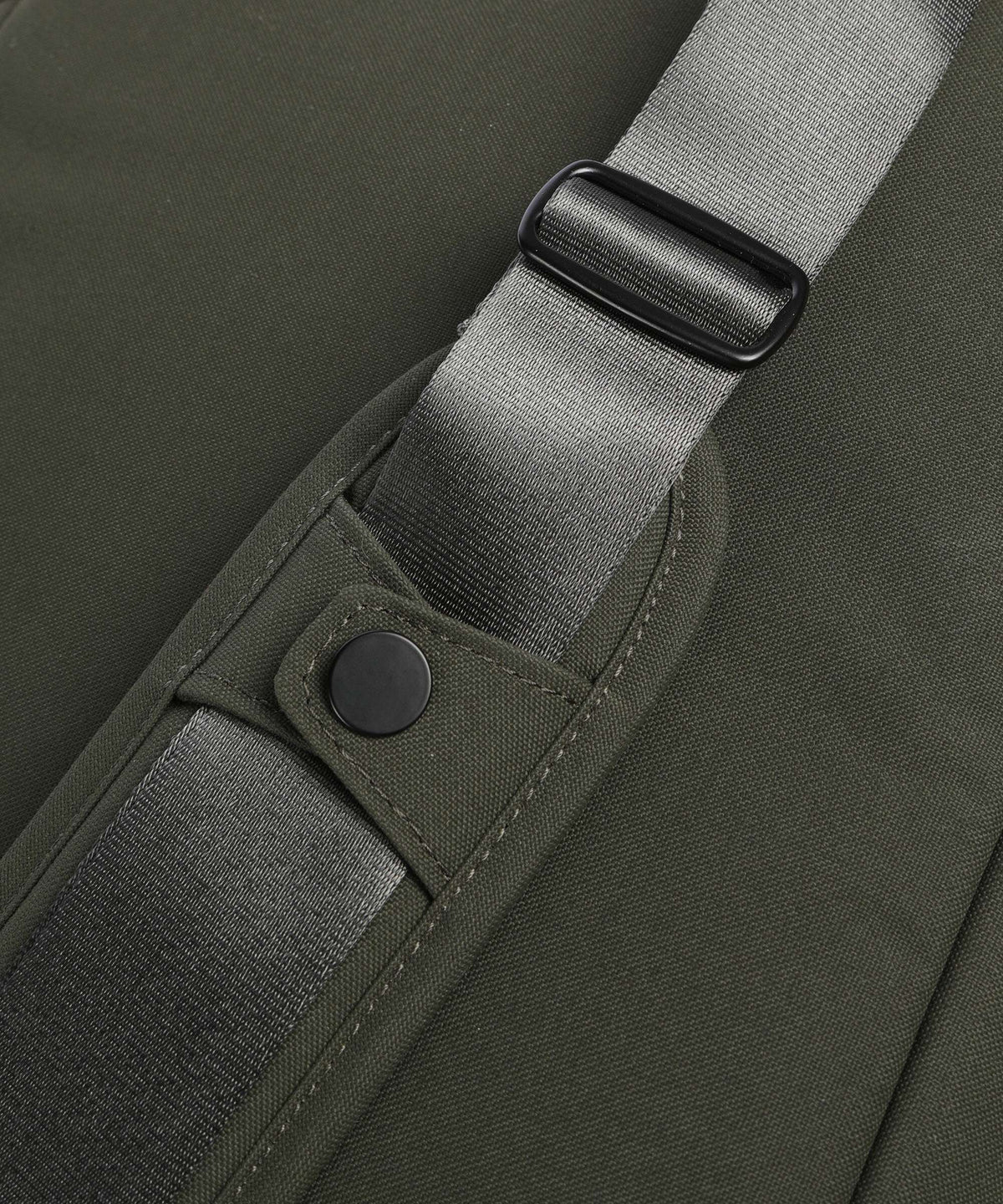Bellroy Classic Messenger bag olive
